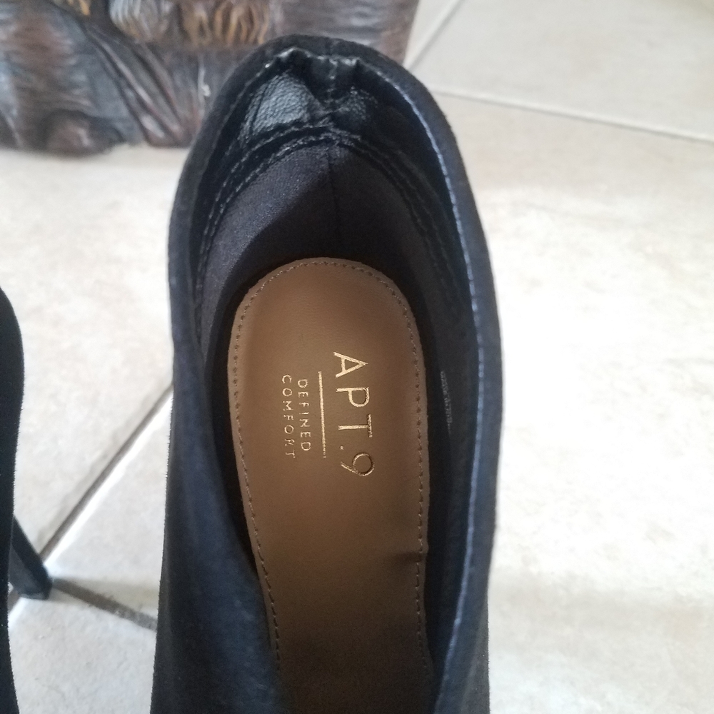 Apt.9 Heels - image 7